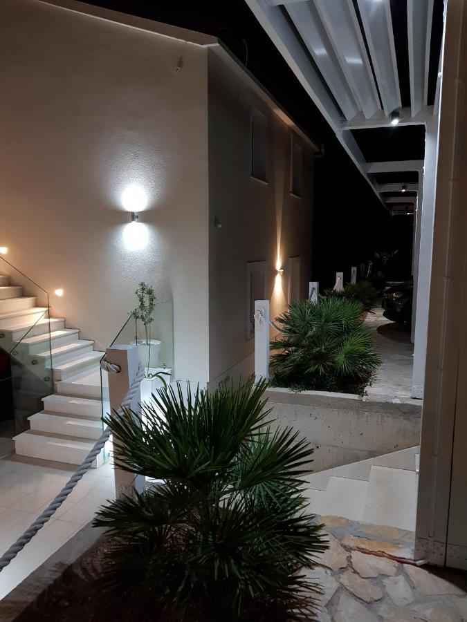 Villa Hvar イバン・ドーラッツ エクステリア 写真